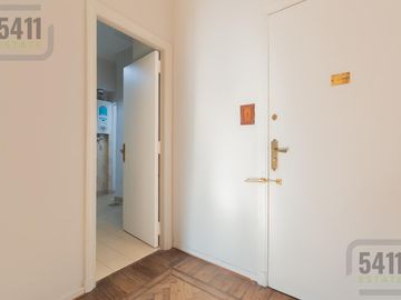 Venta Departamento 3 ambientes contrafrente con Balcon cerrado en Palermo