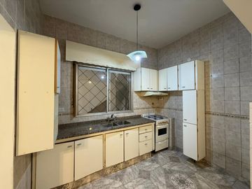 ph casa lote en venta en Villa Dominico dos propiedades