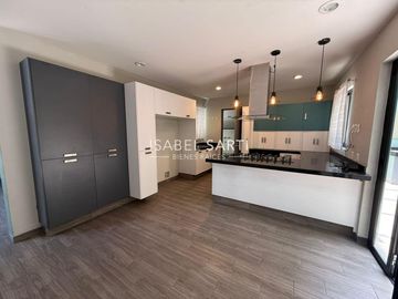 Casa en  RENTA EN LOMAS DE SANTA FE JURIQUILLA