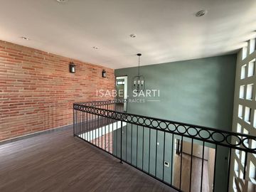 Casa en  RENTA EN LOMAS DE SANTA FE JURIQUILLA