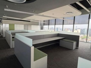 Oficina en Av. Paseo de la Reforma ACONDICIONADA Y AMUEBLADA 1,845 m2