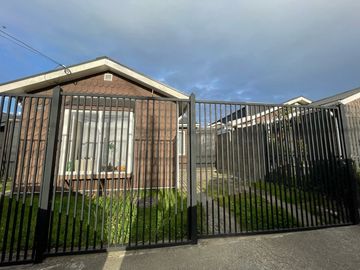Casa en Arriendo en CASA EN VENTA ODILIO HORN, PUERTO VARAS