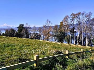 Exclusivo proyecto de solo 10 sitios con orilla de lago en Panguipulli