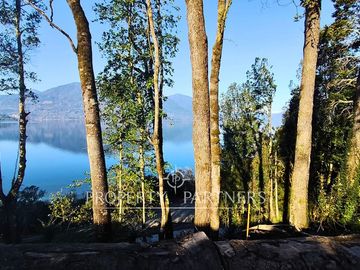 Exclusivo proyecto de solo 10 sitios con orilla de lago en Panguipulli