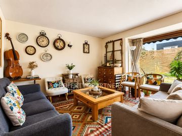 Cómoda casa cercana a colegios y excelente conectividad, San Carlos de Apoquindo