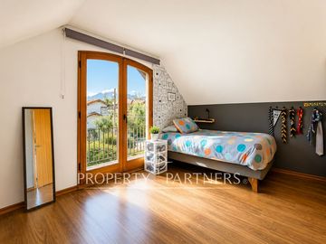 Cómoda casa cercana a colegios y excelente conectividad, San Carlos de Apoquindo