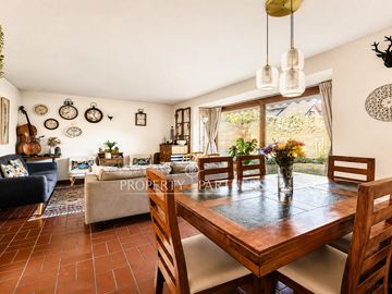 Cómoda casa cercana a colegios y excelente conectividad, San Carlos de Apoquindo