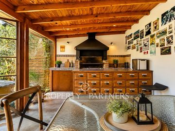 Cómoda casa cercana a colegios y excelente conectividad, San Carlos de Apoquindo