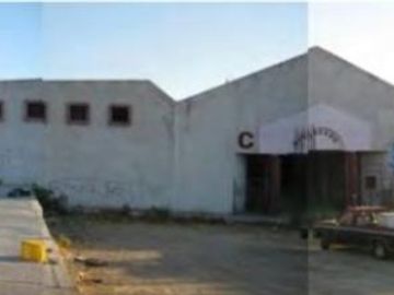 Venta de Local Plaza Comercial en Cuesta Bonita