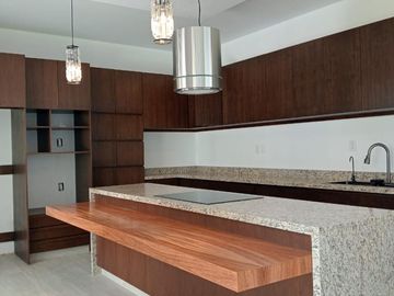 Residencia Nueva cerca de Paseos del Bosque, Naucalpan Edo. De México
