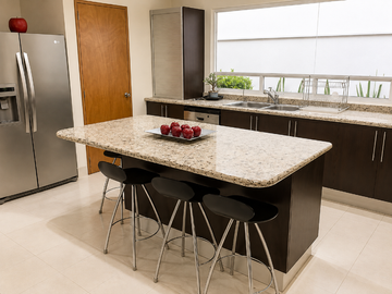 Casa en Renta- Hacienda de las Palmas, Interlomas | Amueblada
