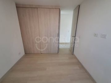 ARRIENDO de APARTAMENTO en SABANETA
