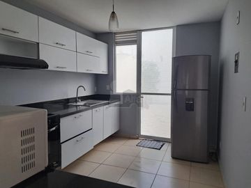 Casa amueblada en renta en Querétaro. Fraccionamiento El Mirador.