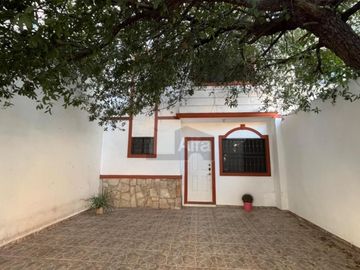 Casa sola en renta en Real de Cumbres, Monterrey, Nuevo León