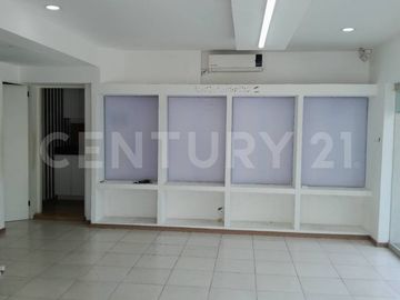 LOCAL EN RENTA | DEL VALLE | SAN PEDRO GARZA GARCÍA, NL