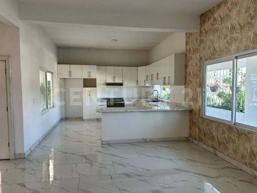 CASA EN RENTA, EN BUENOS AIRES SUR, TIJUANA, BAJA CALIFORNIA