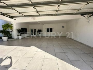 CASA EN RENTA, EN BUENOS AIRES SUR, TIJUANA, BAJA CALIFORNIA