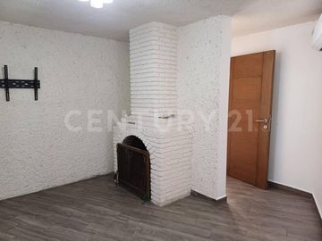 DEPARTAMENTO EN RENTA EN COL. COLINAS DE SAN JERONIMO EN MONTERREY