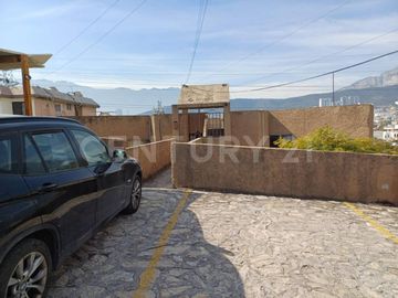 DEPARTAMENTO EN RENTA EN COL. COLINAS DE SAN JERONIMO EN MONTERREY