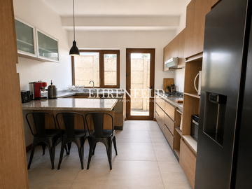 Laderas de Montemar, Concón. Casa con excelente distribución.