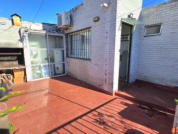 Carrasco 582: IMPECABLE PH 4amb.   patio   terraza (ideal 2 familias o un buen quincho/office)
