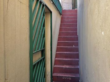Carrasco 582: IMPECABLE PH 4amb.   patio   terraza (ideal 2 familias o un buen quincho/office)