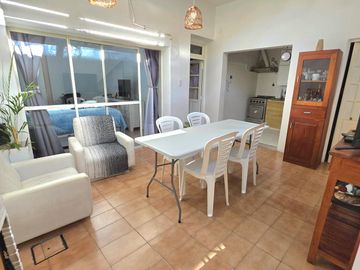 Carrasco 582: IMPECABLE PH 4amb.   patio   terraza (ideal 2 familias o un buen quincho/office)