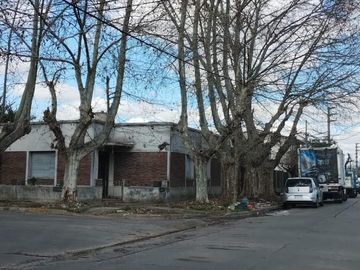 Casa/ LOTE A REFACCIONAR 4 AMB