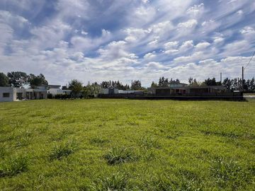Barrio Don Guido 139 y 509, lotes en venta 655m2