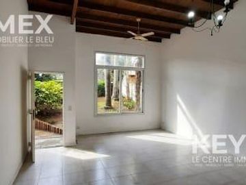 Alquiler de Departamento 3 ambientes en Villa Morra I