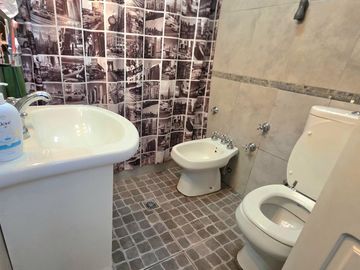 Carrasco 582: IMPECABLE PH 4amb.   patio   terraza (ideal 2 familias o un buen quincho/office)