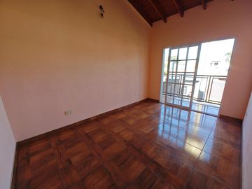 Inmueble con 2  Excelentes 