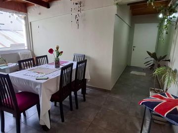 DEPARTAMENTO 4 AMBIENTES CON BALCÓN!!