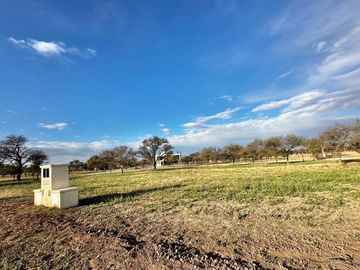 Siete Soles ALQARIAS 3 - Terreno 600m2, Central, fondo espacio verde!