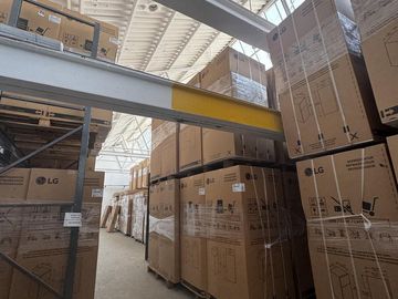 VENTA DE GALPON DE 2,475 M2 CON OFICINAS EN PARQUE PATRICIOS - DISTRITO TECNOLOGICO