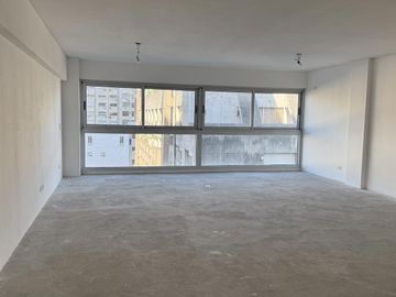 Departamento de un ambiente amplio divisible hasta 3 ambientes con amenities- Retiro
