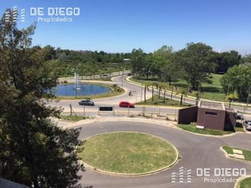 Financiacion En venta Oficina Consultorio con cochera cubierta, Villanueva Nordelta Benavidez, Tigre