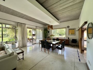 Casa en Venta Barrio Cerrado La Peregrina, Pilar - 5 ambientes