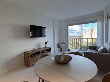Departamento en venta-2 ambientes reciclado-Plaza Colon-Mar del Plata