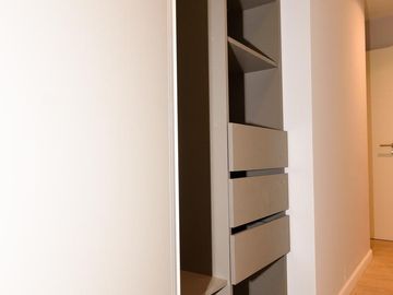 Departamento de categoría a estrenar, edificio con pileta