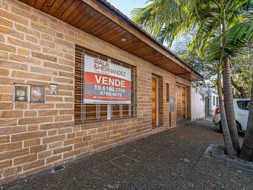 Venta Casa En Lote Propio Parque y Cochera - San Martín