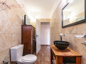Venta Casa En Lote Propio Parque y Cochera - San Martín