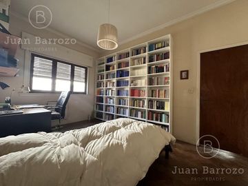 Venta Casa de 3 dormitorios en Temperley Este.