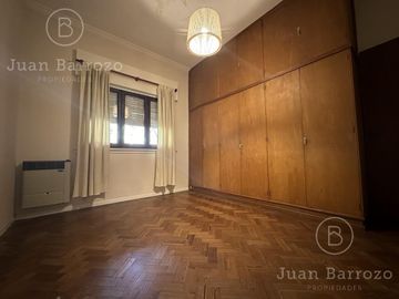 Venta Casa de 3 dormitorios en Temperley Este.