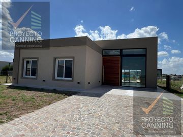 Casa en  Venta en  Barrio San Felipe Canning