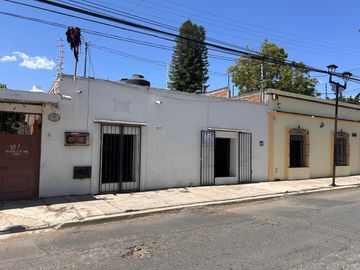 LOCAL EN RENTA ATRAS DE MAZDA - (3)