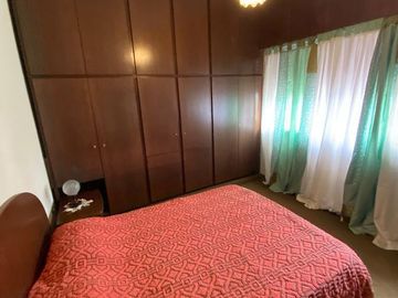 Alquiler PH 4 ambientes con cochera y terraza en Wilde