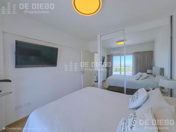 Departamento 2 ambientes con vista al rio en venta, Olivos, apto credito