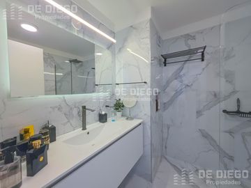 Departamento 2 ambientes con vista al rio en venta, Olivos, apto credito