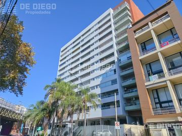 Departamento 2 ambientes con vista al rio en venta, Olivos, apto credito
